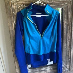 Columbia running shirt